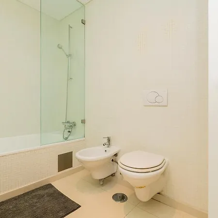 Warm Ample Space With Wall Beds Apartment